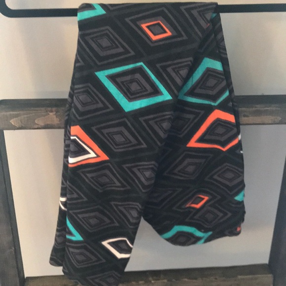 LuLaRoe Pants - Last Chance Before Donating: LuLaRoe OS Leggings